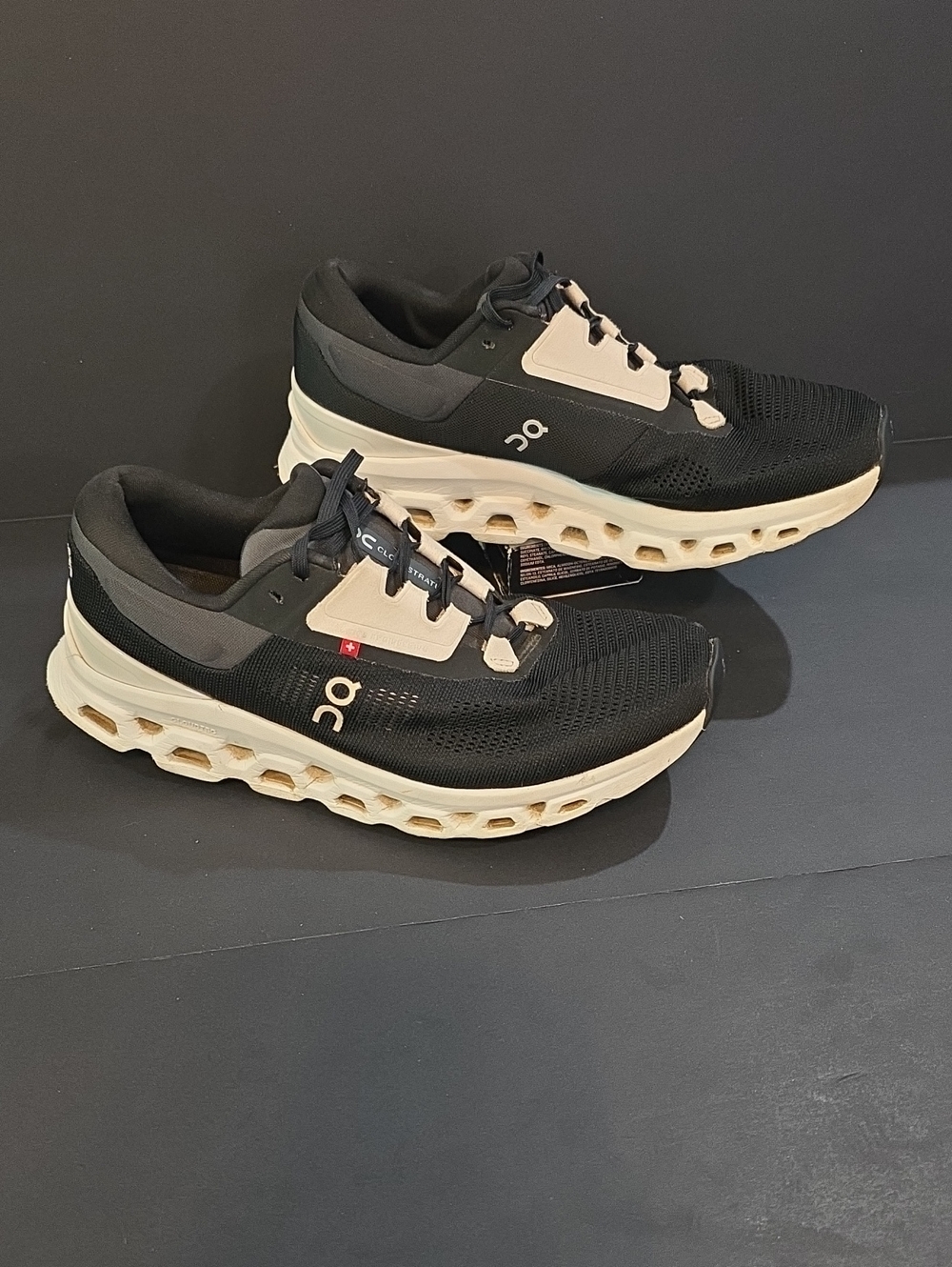 On Running CloudStratus Women's Black and Cream Athletic Sneakers Size 9
